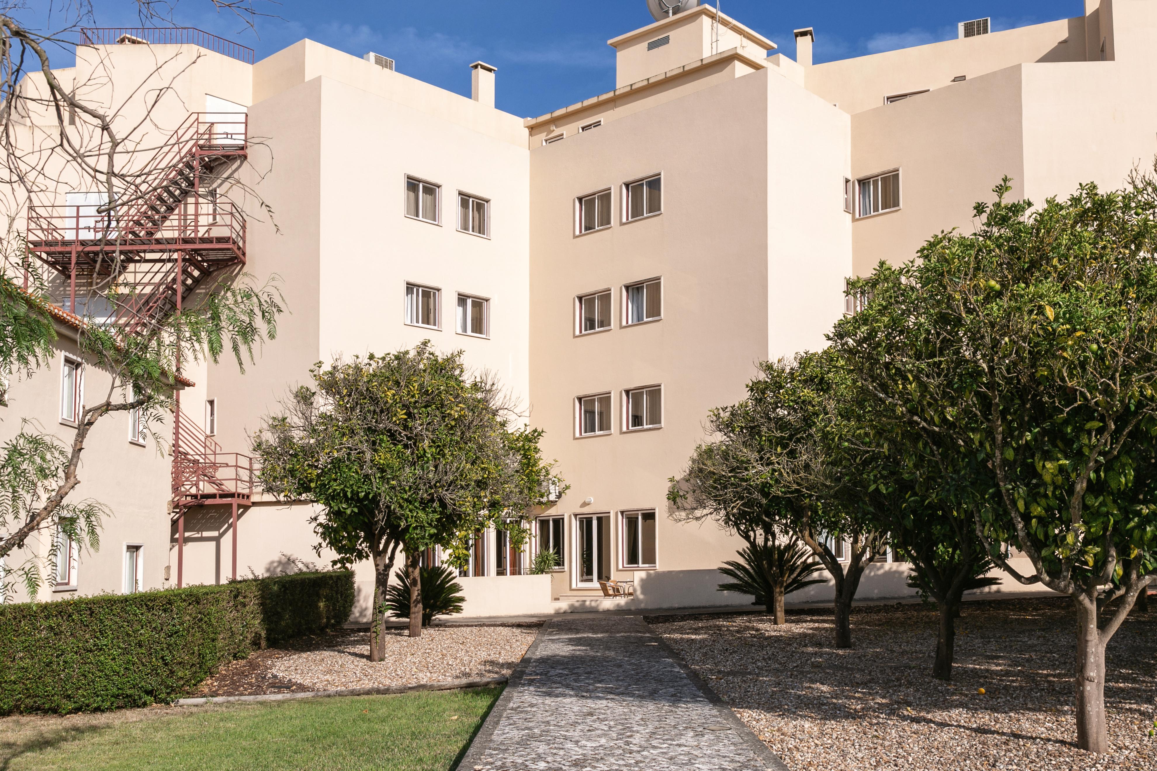 Hotel Comendador Bombarral Exterior photo