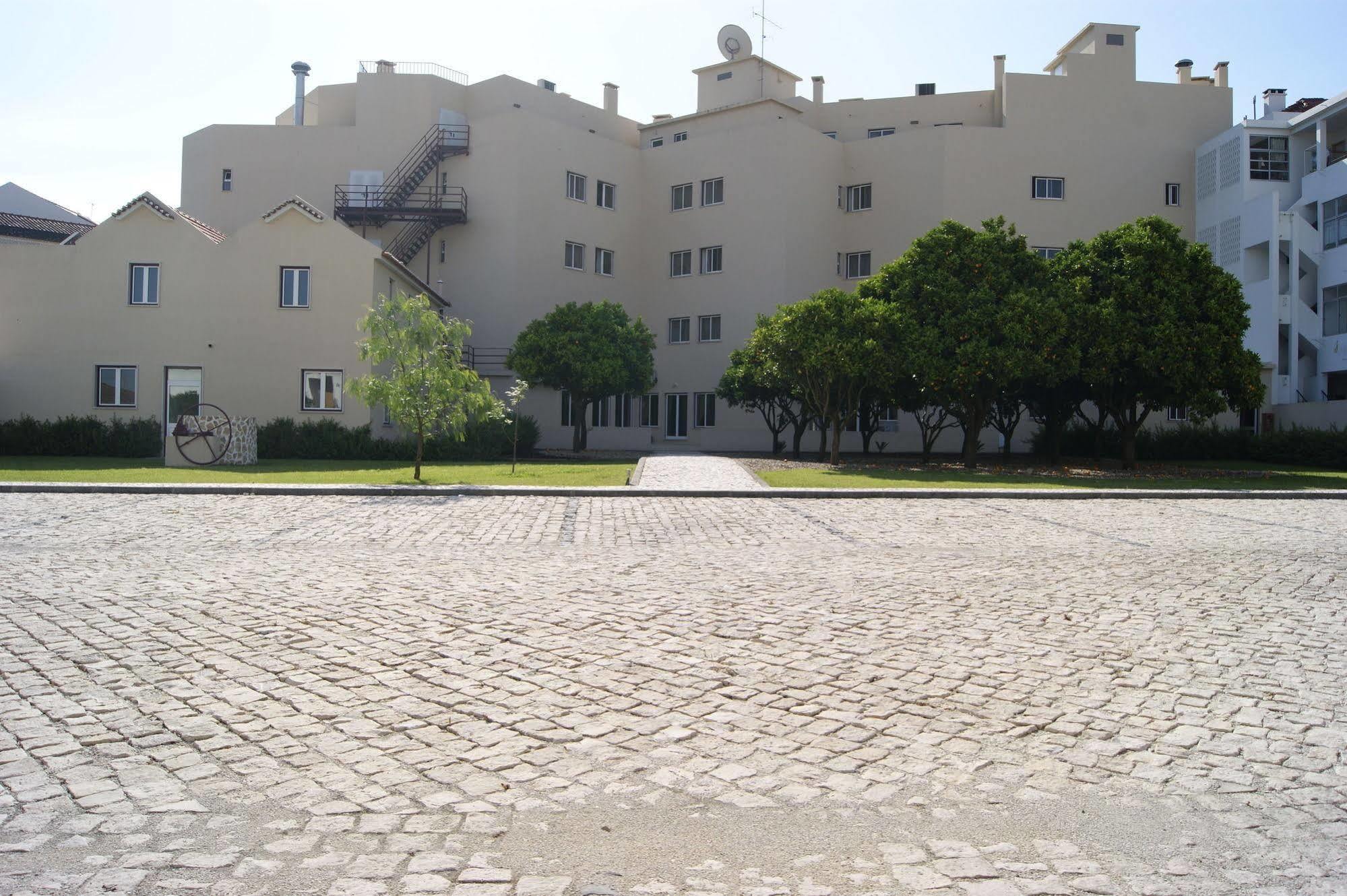 Hotel Comendador Bombarral Exterior photo